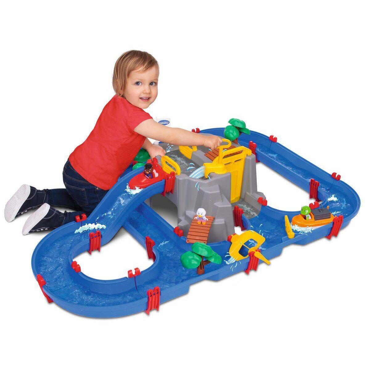 Aquaplay Mountain Lake