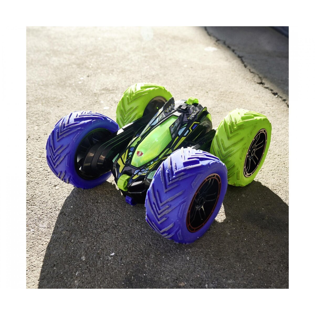 dickie-toys-rc-cyber-flip-A10508656.jpg
