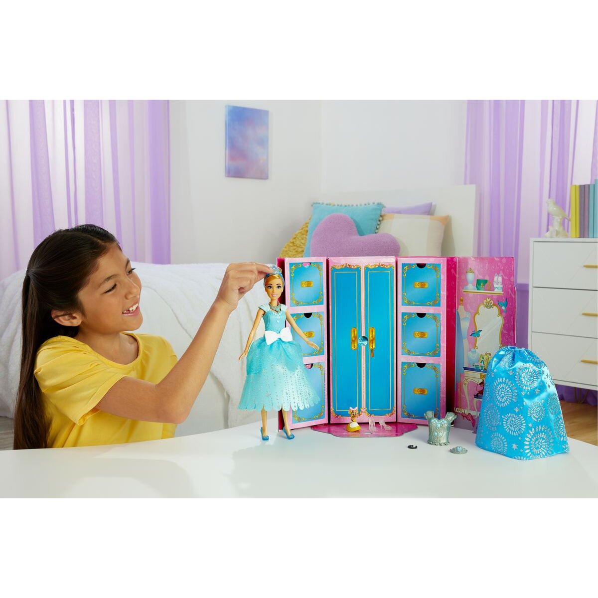 Mattel Disney Prinzessin FD Doll + Fashion Surprise - Cinderella OS