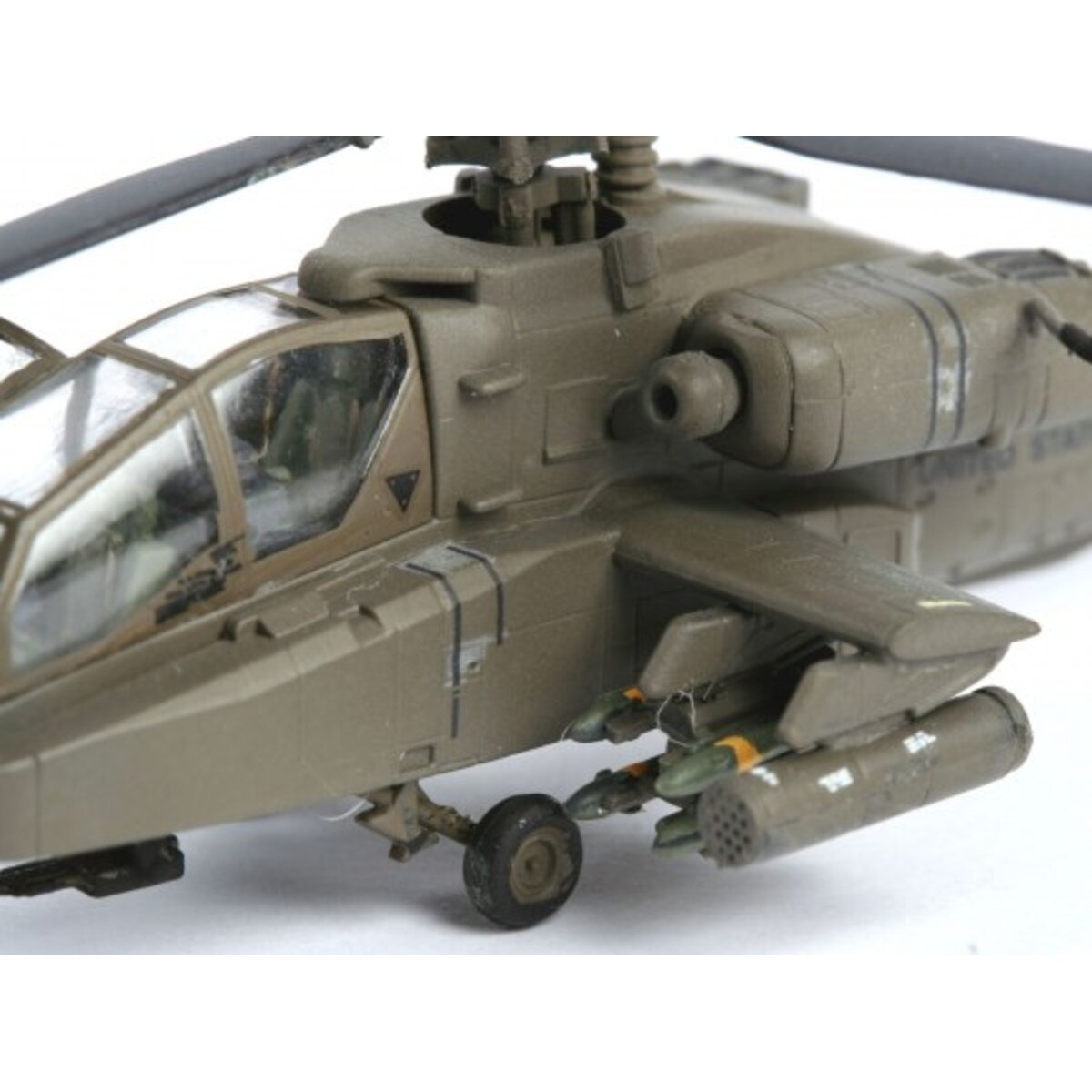 Revell Model Set AH-64D Longbow Apache