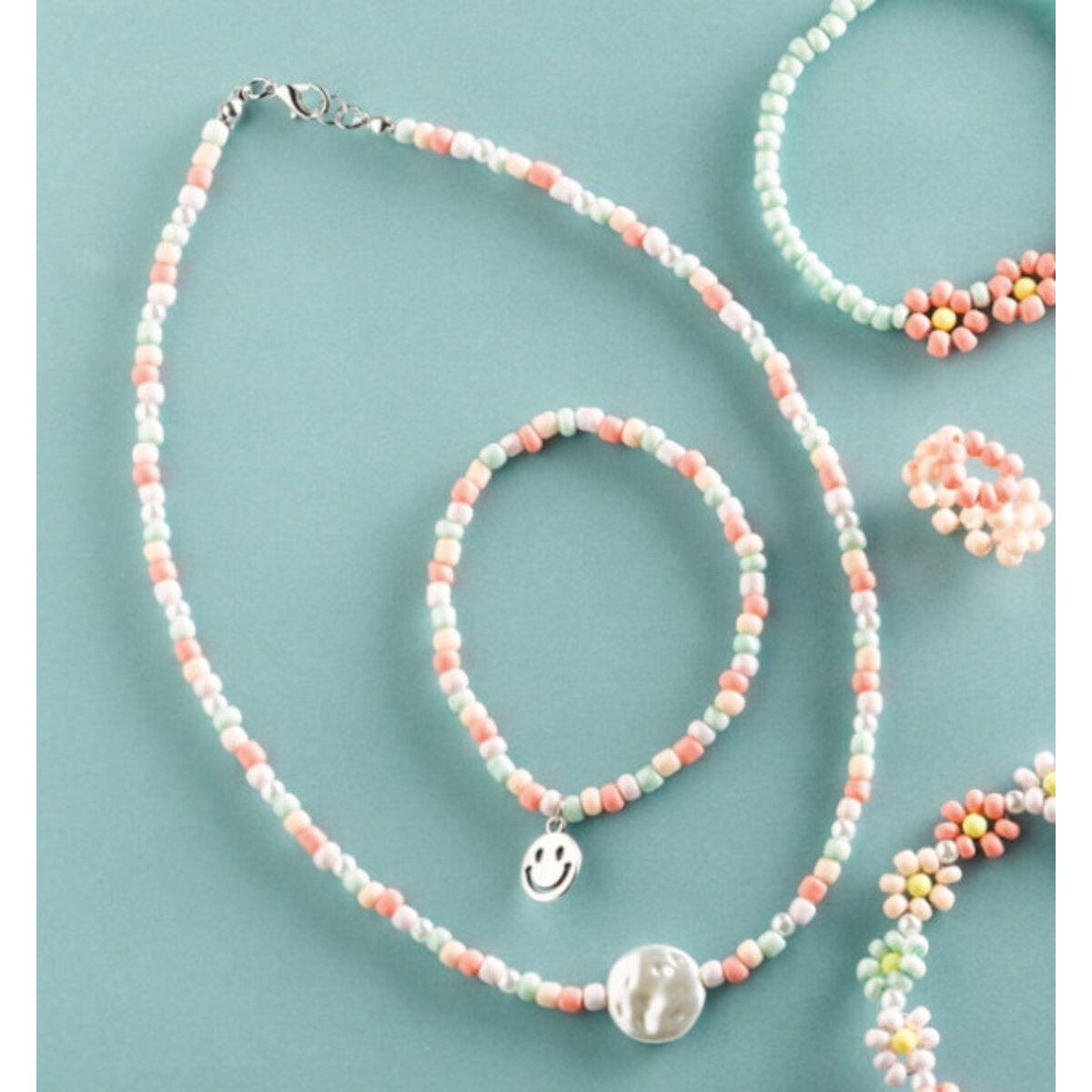 topp-perlen-schmuckset-sweet-flowers-9FB7F2D63.jpg