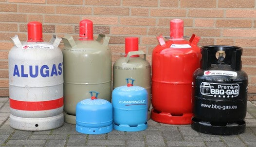 Gasflaschen und Gasflaschen-Tausch bei Gongoll in Dormagen  GONGOLL  Freizeit-Fachmrkte