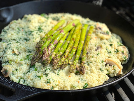 Perlgraupenrisotto mit Brunnenkresse und gegrilltem Spargel – Veganes Rezept