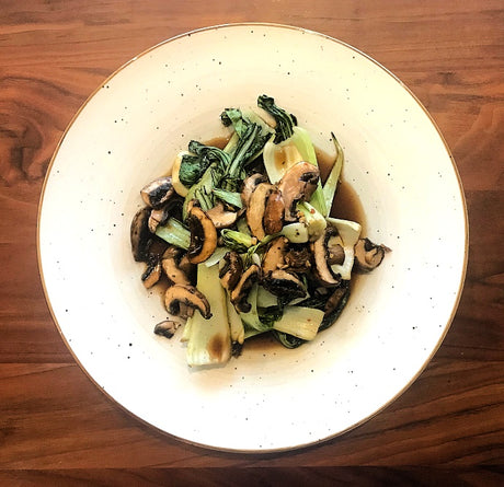 Pak Choi mit Champignons und asiatischem Dressing vom Grill - Rezept