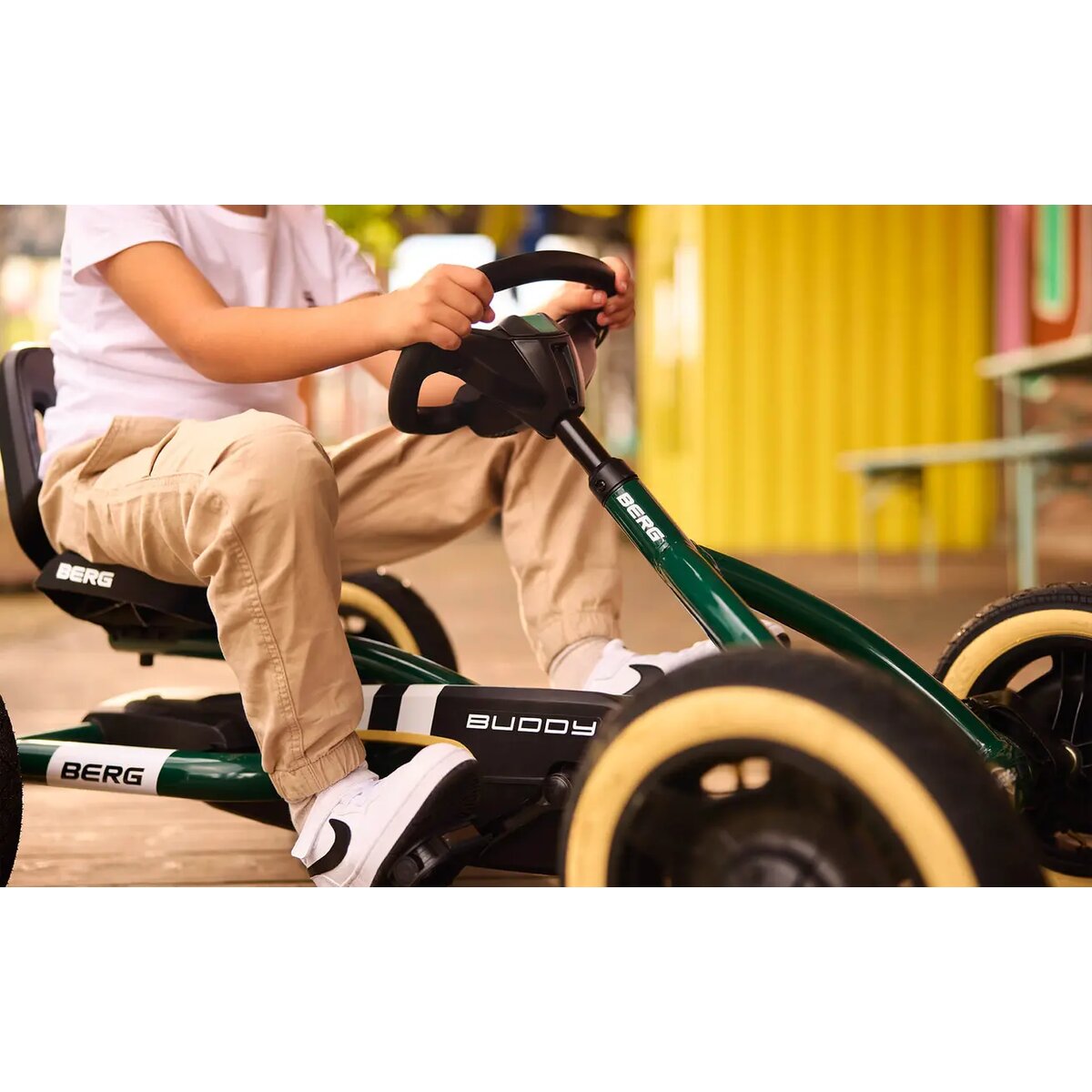 berg-toys-buddy-retro-green-92DBE18A7.jpg