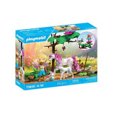 PLAYMOBIL® 71839 Magic Unicorns Zauberhafter Einhorn-Stall für Mama und Fohlen